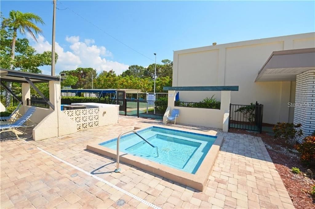 En Venta: $86,000 (1 camas, 1 baños, 1055 Pies cuadrados)