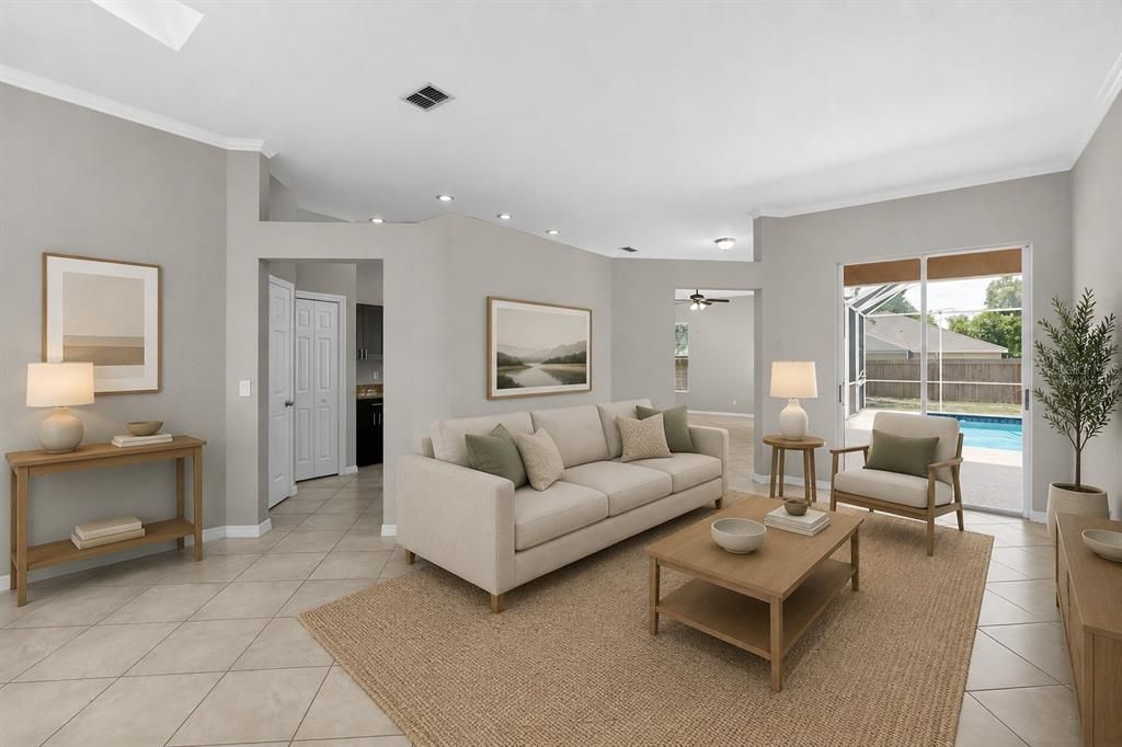 Activo con contrato: $325,000 (4 camas, 2 baños, 1850 Pies cuadrados)
