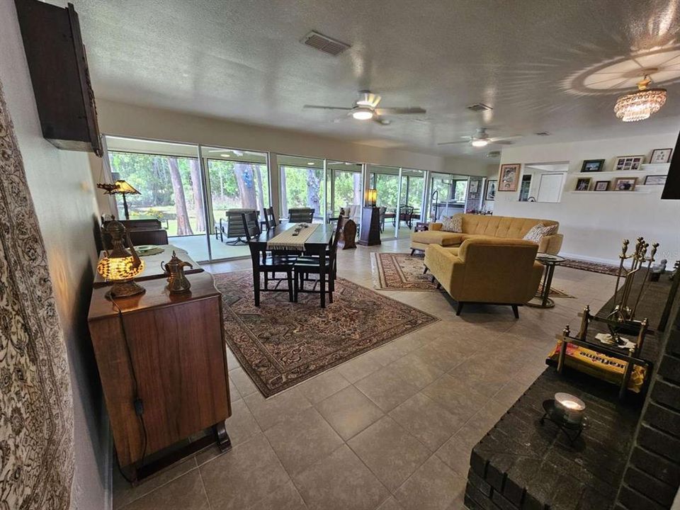 For Sale: $699,000 (2 beds, 2 baths, 2240 Square Feet)