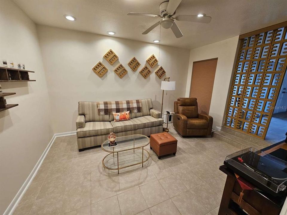 For Sale: $699,000 (2 beds, 2 baths, 2240 Square Feet)