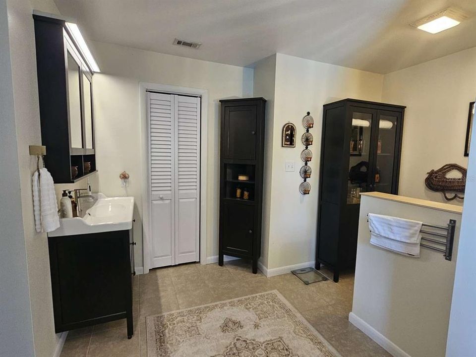 For Sale: $699,000 (2 beds, 2 baths, 2240 Square Feet)