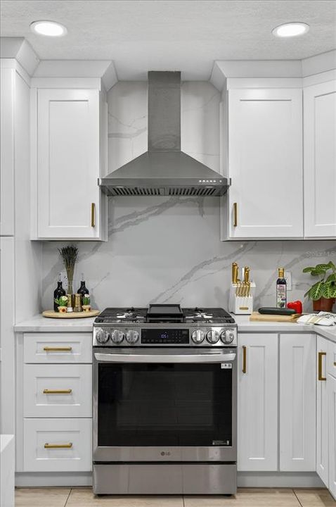 Activo con contrato: $598,995 (3 camas, 2 baños, 1686 Pies cuadrados)