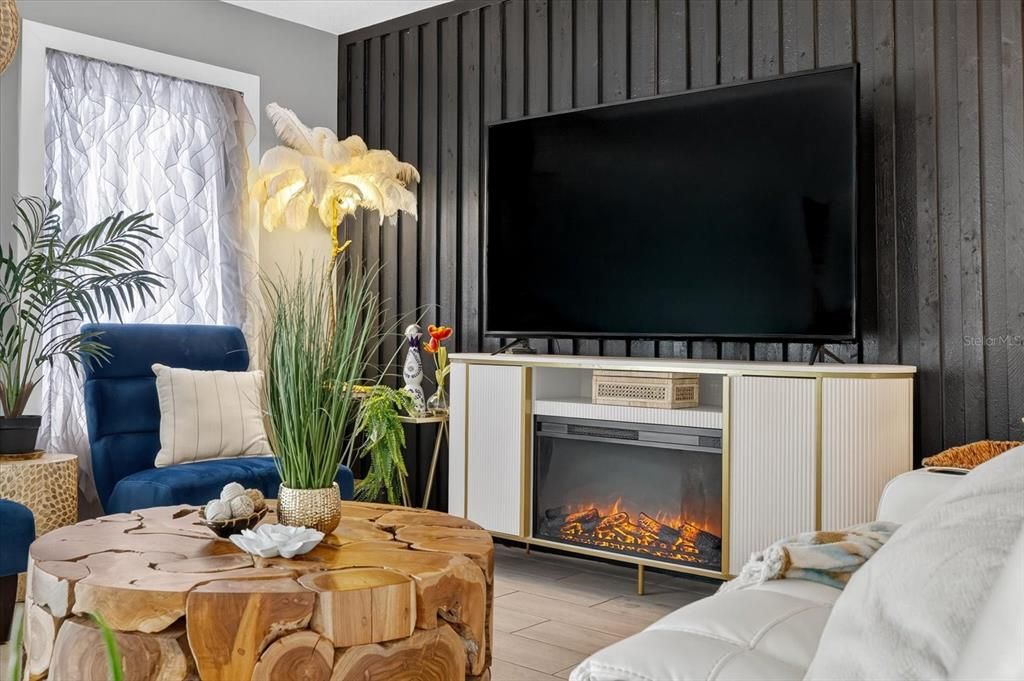 Activo con contrato: $598,995 (3 camas, 2 baños, 1686 Pies cuadrados)