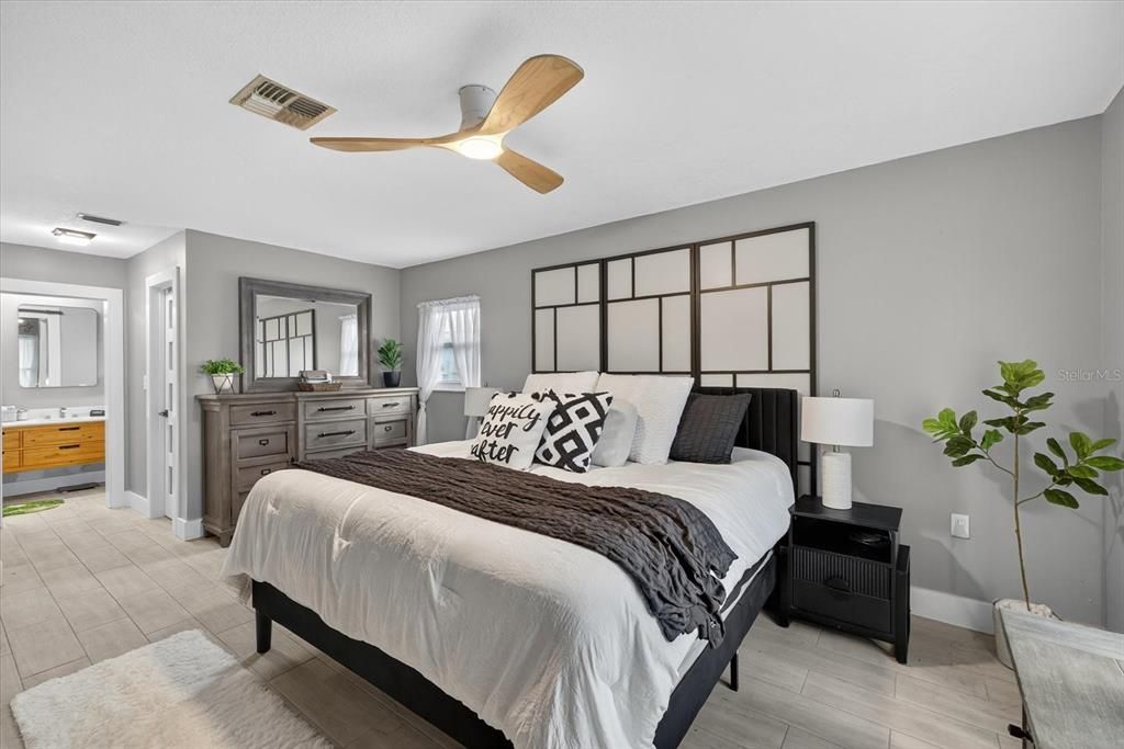 Activo con contrato: $598,995 (3 camas, 2 baños, 1686 Pies cuadrados)