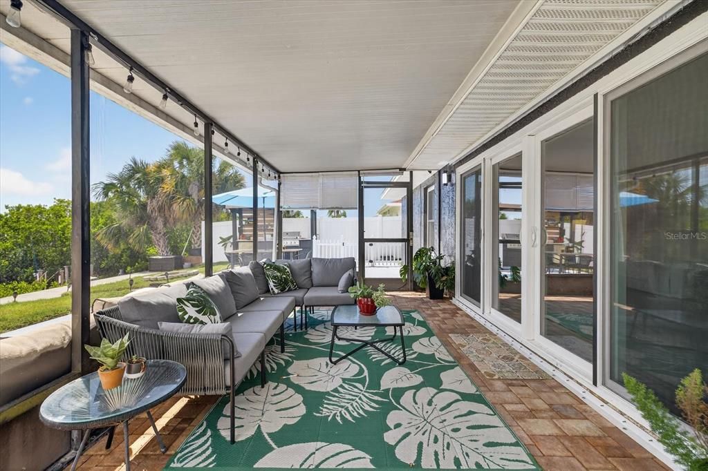 Activo con contrato: $598,995 (3 camas, 2 baños, 1686 Pies cuadrados)