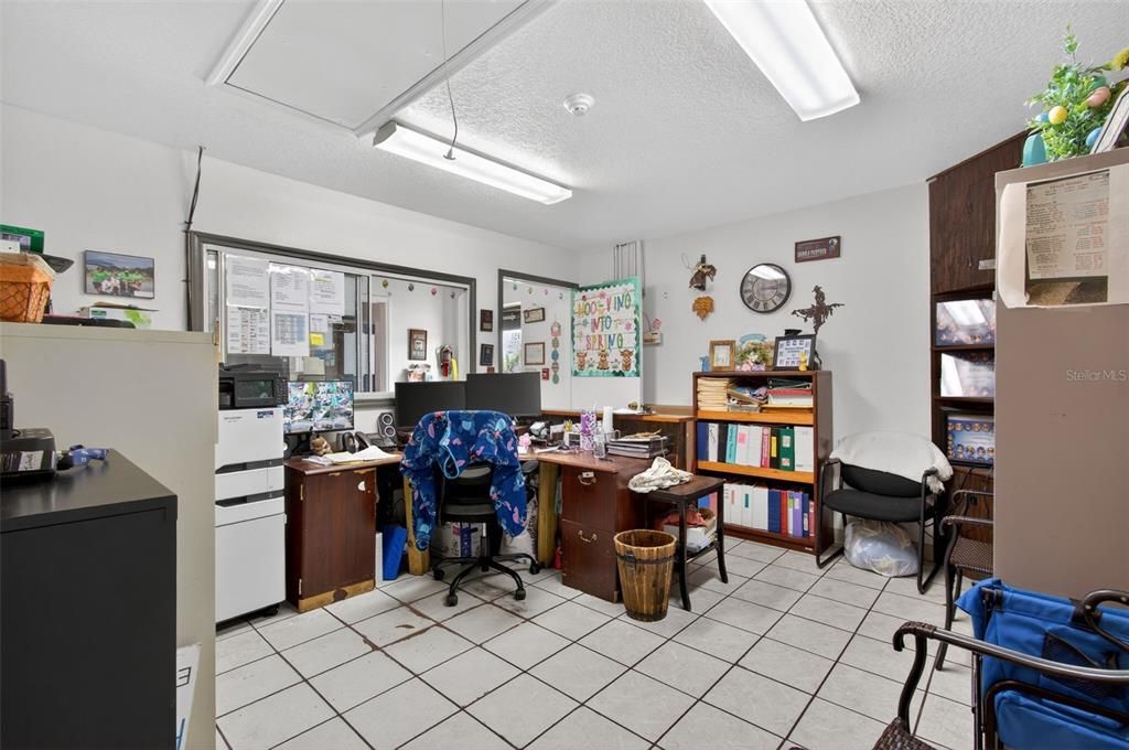 For Sale: $1,300,000 (0 beds, 0 baths, 5600 Square Feet)
