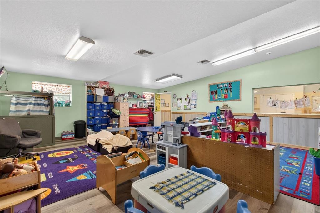 For Sale: $1,300,000 (0 beds, 0 baths, 5600 Square Feet)