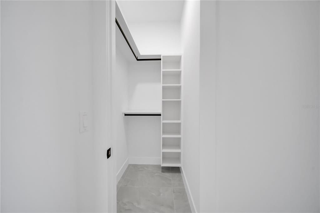 На продажу: $430,000 (4 спален, 3 ванн, 1778 Квадратных фут)