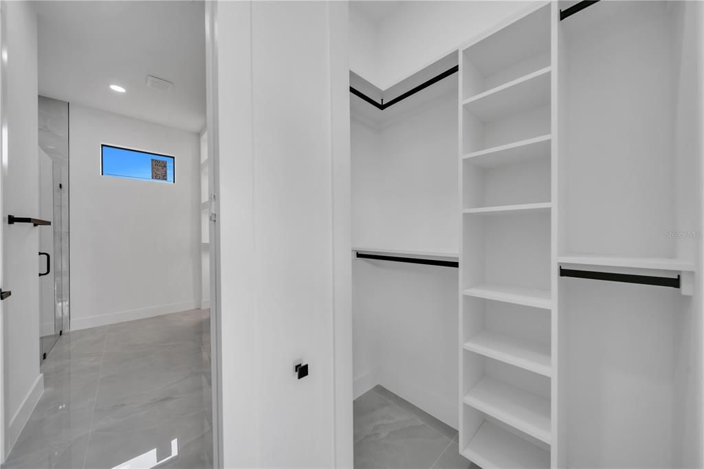 На продажу: $430,000 (4 спален, 3 ванн, 1778 Квадратных фут)