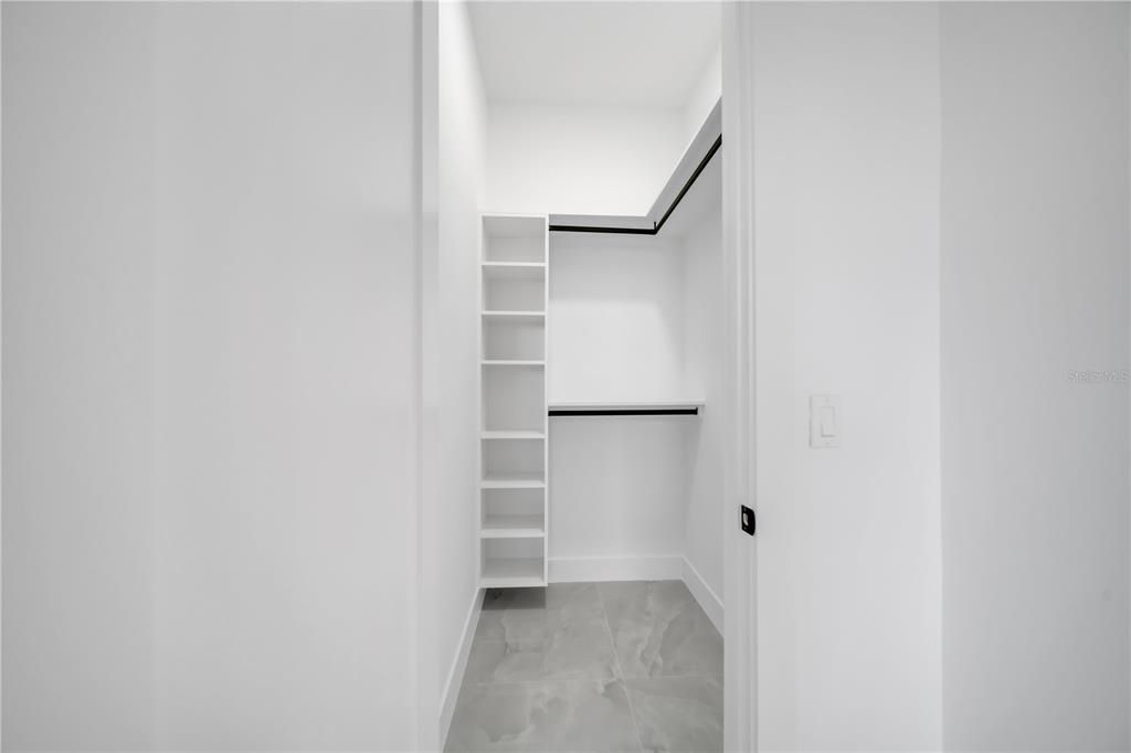 На продажу: $430,000 (4 спален, 3 ванн, 1778 Квадратных фут)