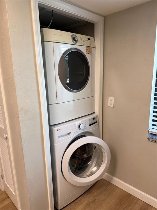В аренду: $2,500 (2 спален, 2 ванн, 1272 Квадратных фут)