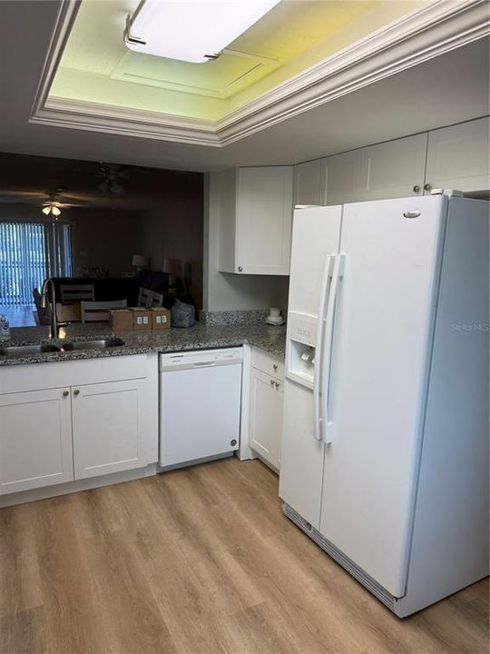 В аренду: $2,500 (2 спален, 2 ванн, 1272 Квадратных фут)