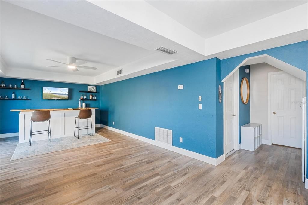 For Rent: $3,000 (3 beds, 2 baths, 1853 Square Feet)