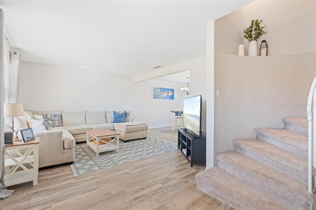 For Rent: $3,000 (3 beds, 2 baths, 1853 Square Feet)