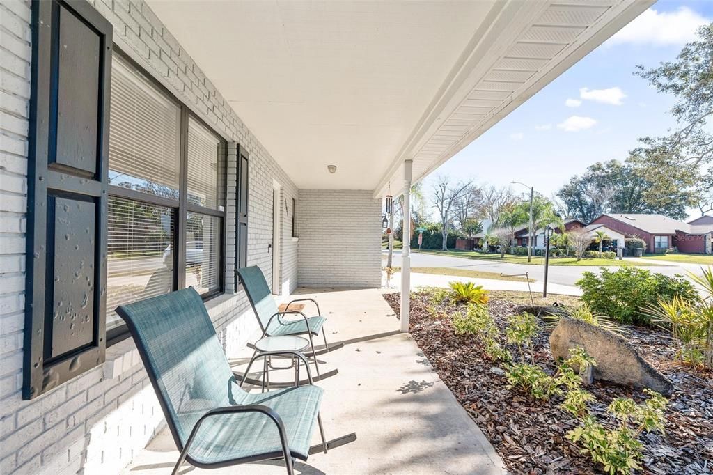 For Rent: $3,000 (3 beds, 2 baths, 1853 Square Feet)