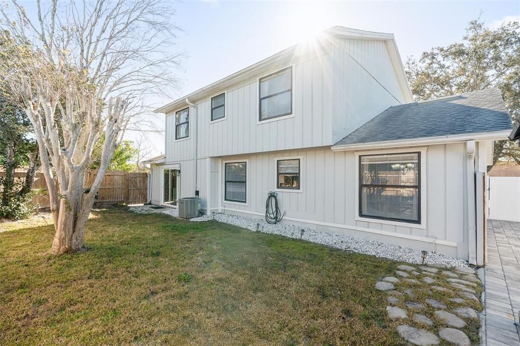 For Rent: $3,000 (3 beds, 2 baths, 1853 Square Feet)