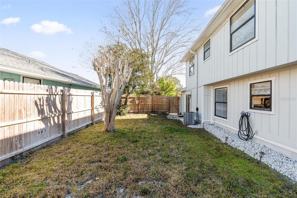 For Rent: $3,000 (3 beds, 2 baths, 1853 Square Feet)