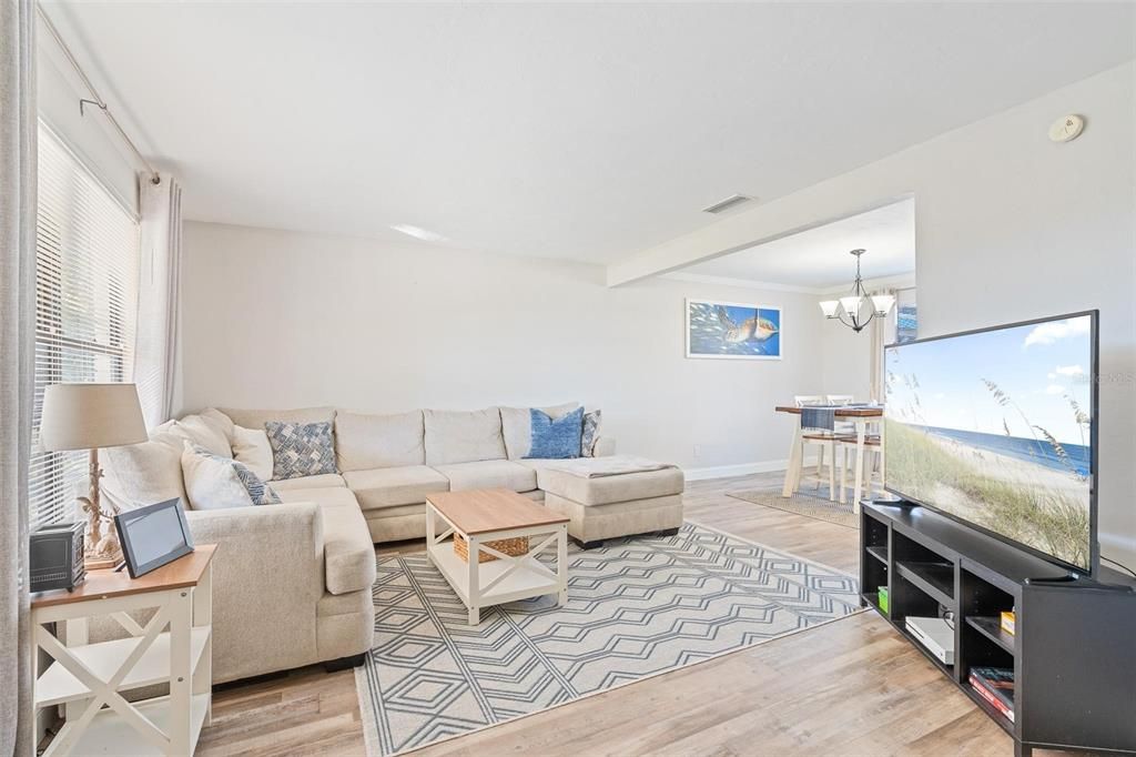For Rent: $3,000 (3 beds, 2 baths, 1853 Square Feet)