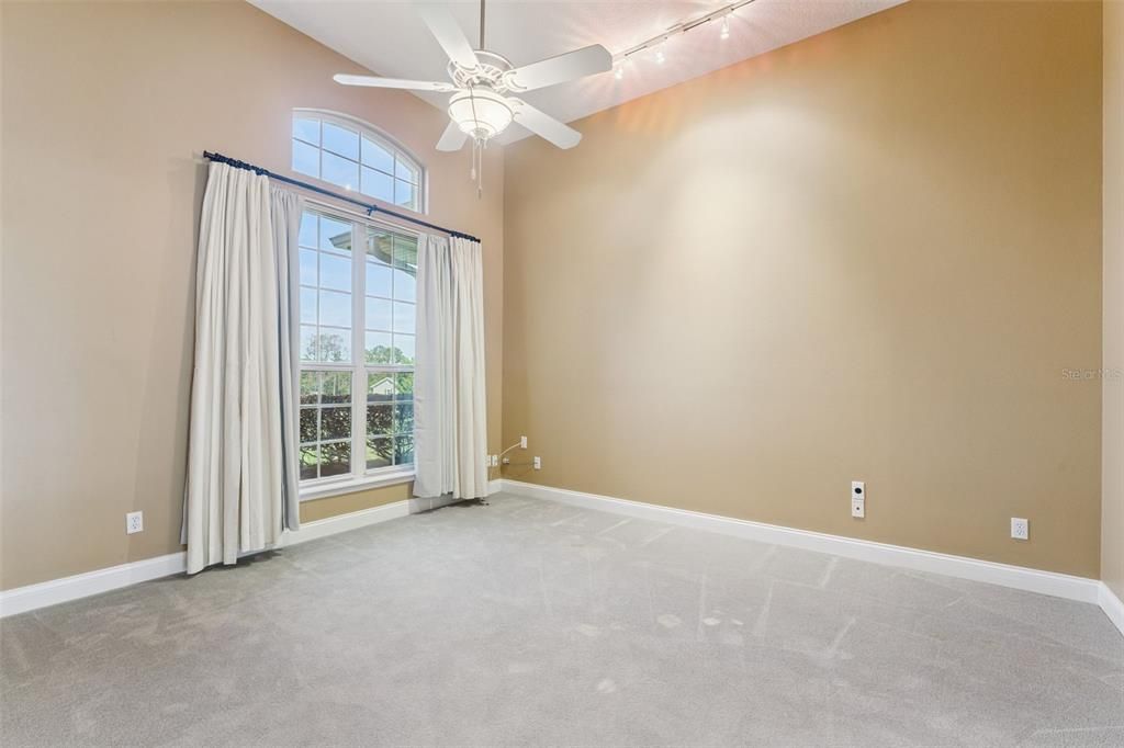 For Sale: $1,250,000 (4 beds, 3 baths, 4532 Square Feet)