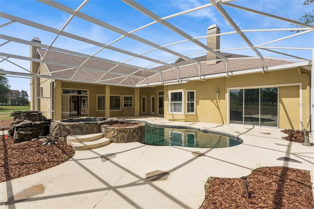 For Sale: $1,250,000 (4 beds, 3 baths, 4532 Square Feet)