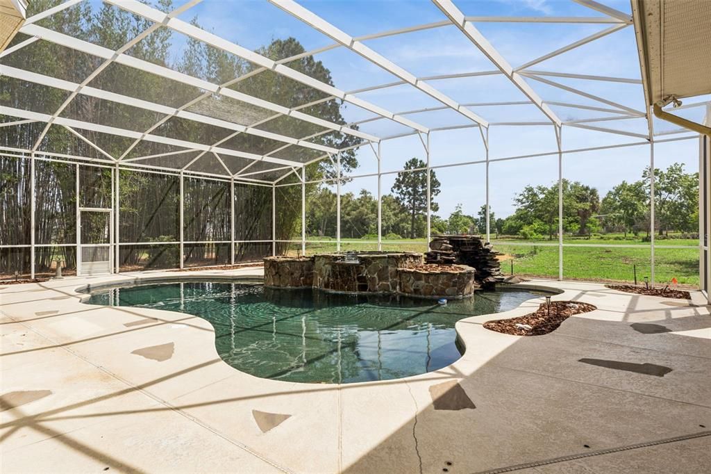 For Sale: $1,250,000 (4 beds, 3 baths, 4532 Square Feet)