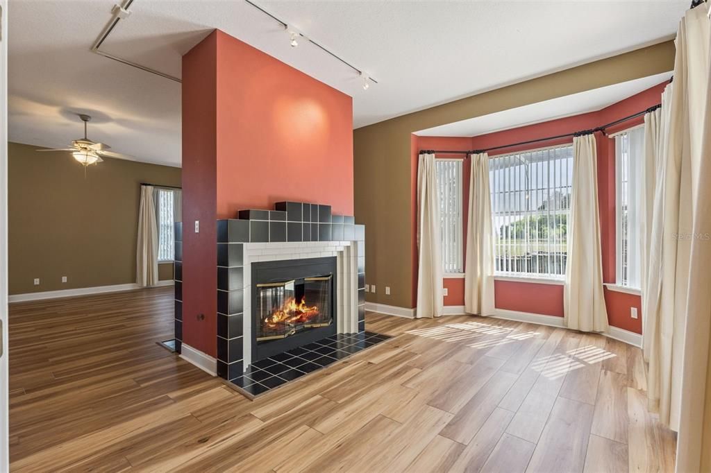 For Sale: $1,250,000 (4 beds, 3 baths, 4532 Square Feet)