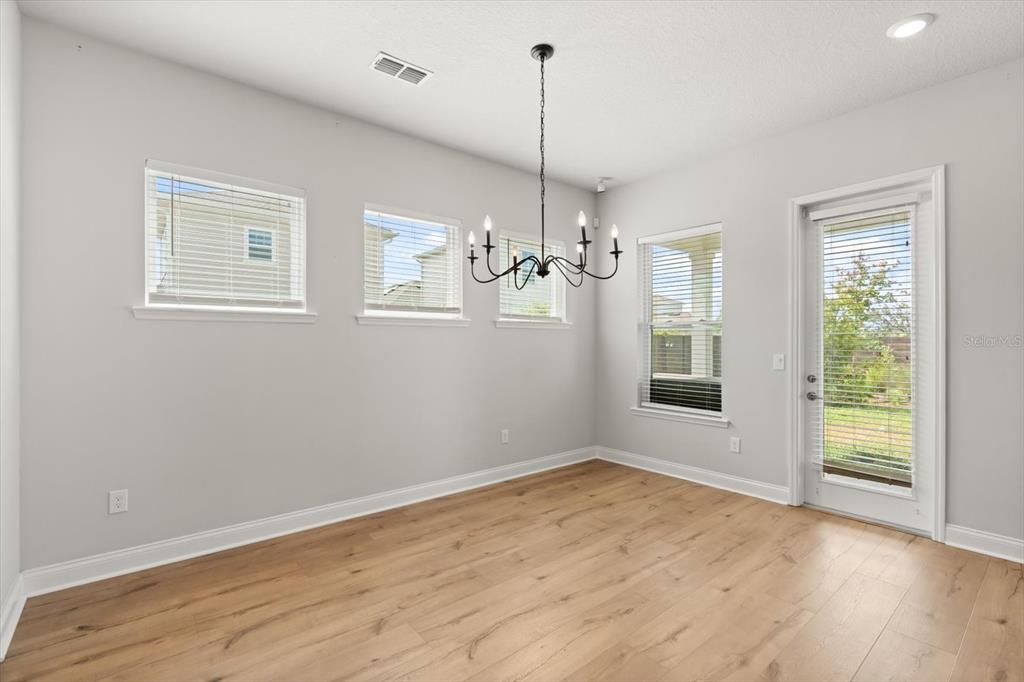 For Sale: $580,000 (4 beds, 3 baths, 3109 Square Feet)
