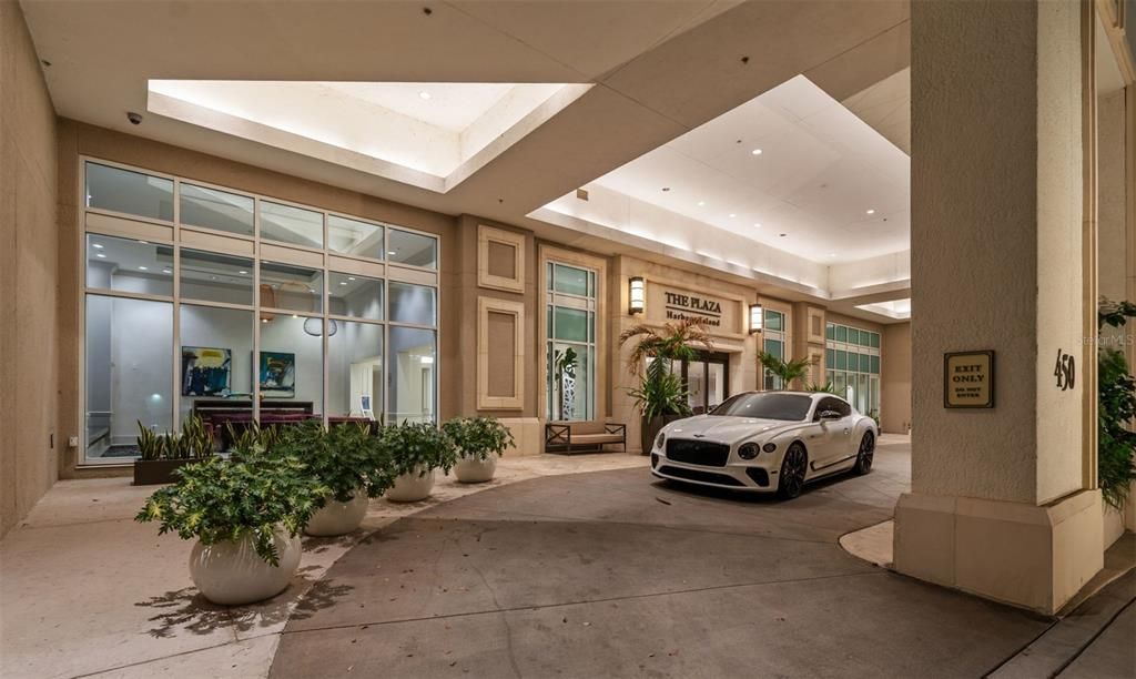 En Venta: $3,995,000 (3 camas, 4 baños, 3980 Pies cuadrados)