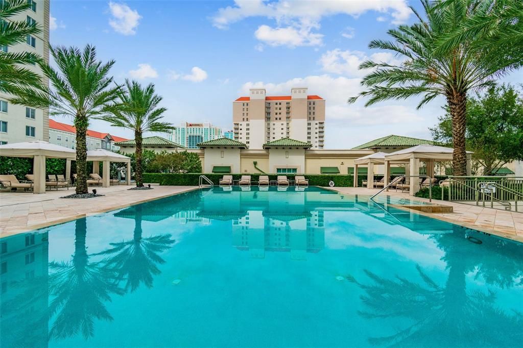 En Venta: $3,995,000 (3 camas, 4 baños, 3980 Pies cuadrados)