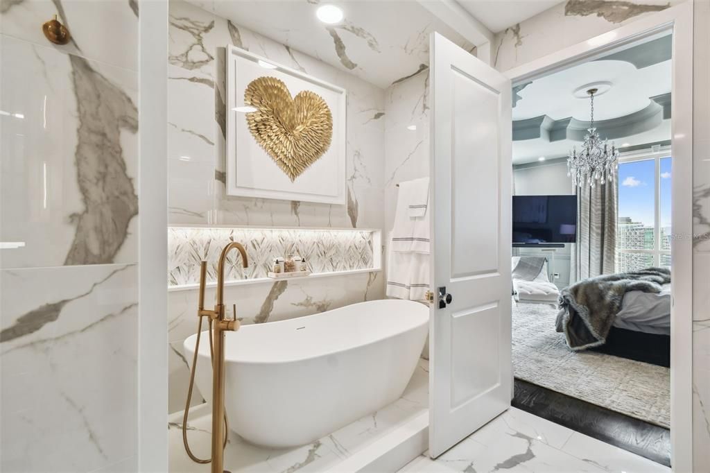 En Venta: $3,995,000 (3 camas, 4 baños, 3980 Pies cuadrados)