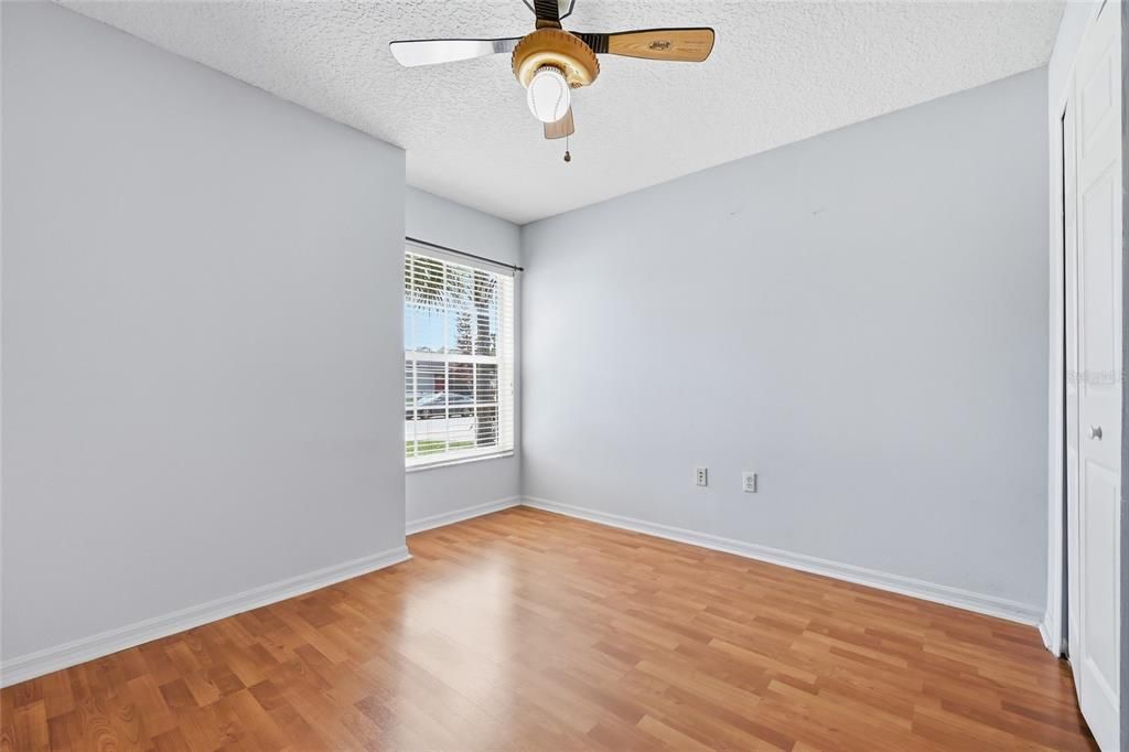 For Sale: $445,000 (3 beds, 2 baths, 1296 Square Feet)