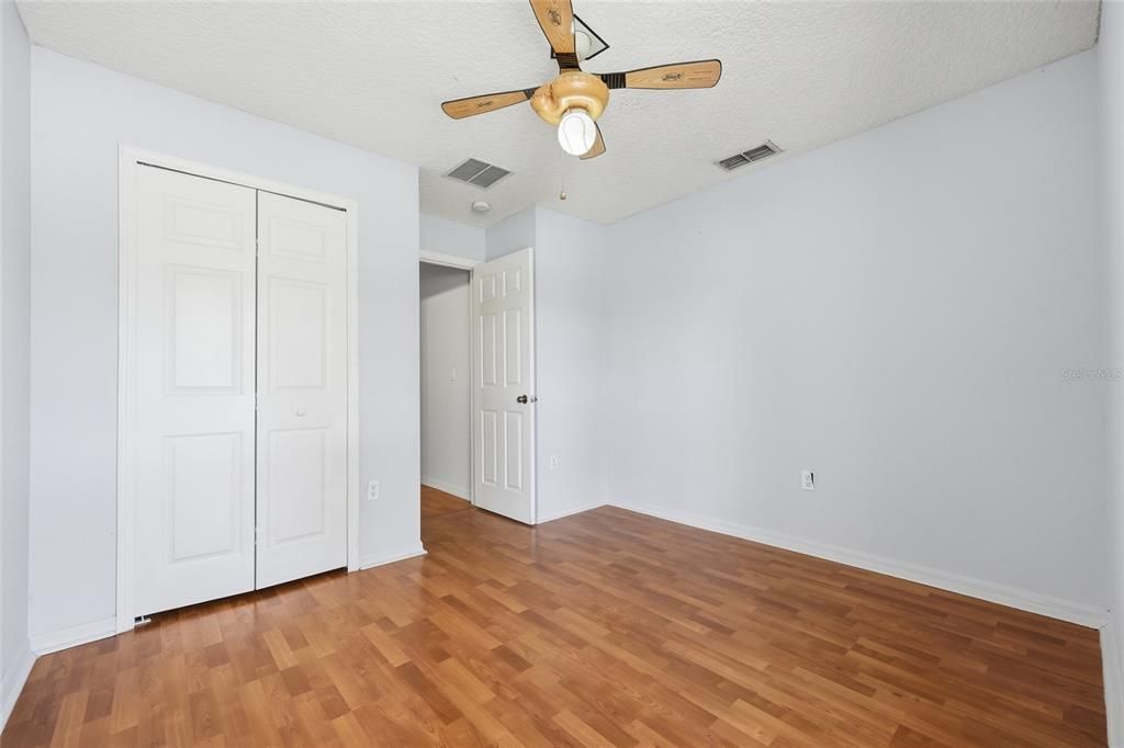 For Sale: $445,000 (3 beds, 2 baths, 1296 Square Feet)