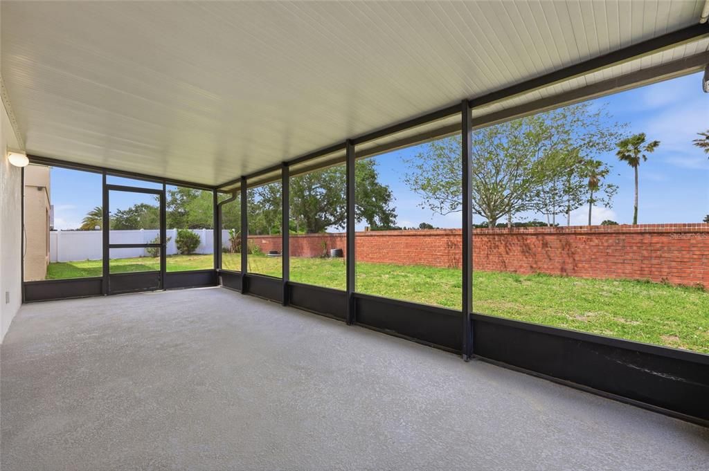 For Sale: $445,000 (3 beds, 2 baths, 1296 Square Feet)