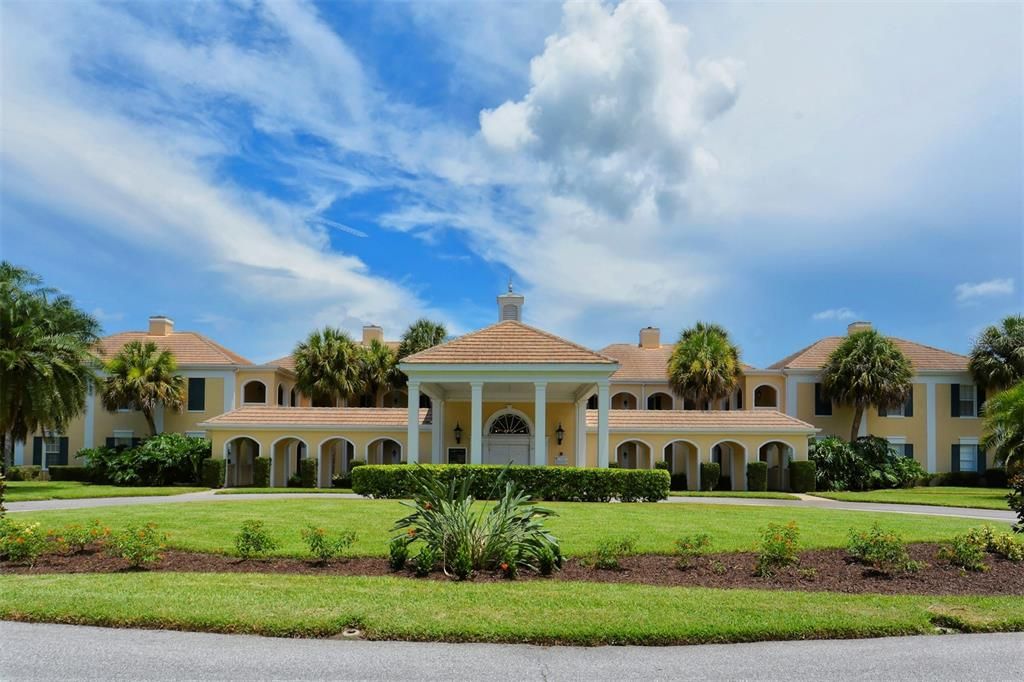 For Sale: $235,000 (1 beds, 1 baths, 595 Square Feet)
