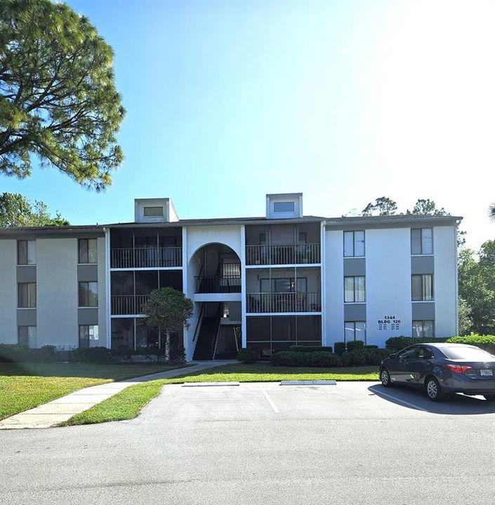 For Rent: $1,500 (2 beds, 2 baths, 1040 Square Feet)