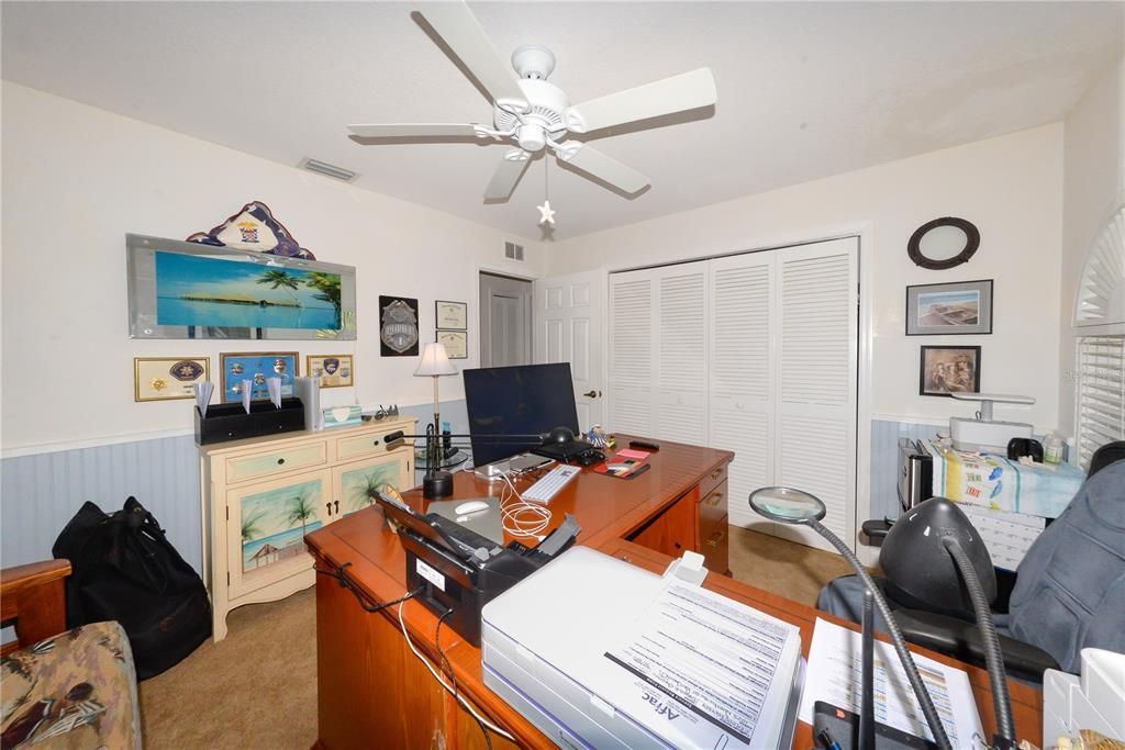 Activo con contrato: $399,500 (3 camas, 2 baños, 1913 Pies cuadrados)