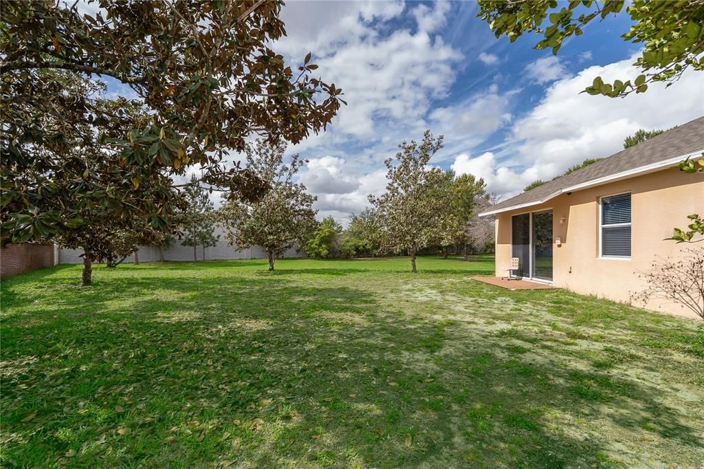 Active With Contract: $345,000 (4 beds, 2 baths, 1976 Square Feet)