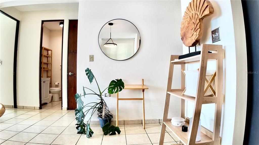 En Venta: $499,000 (2 camas, 2 baños, 10815 Pies cuadrados)