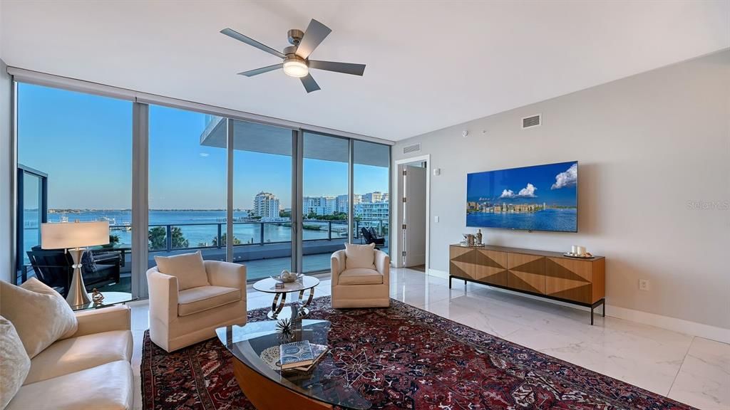 En Venta: $2,649,000 (3 camas, 3 baños, 2625 Pies cuadrados)