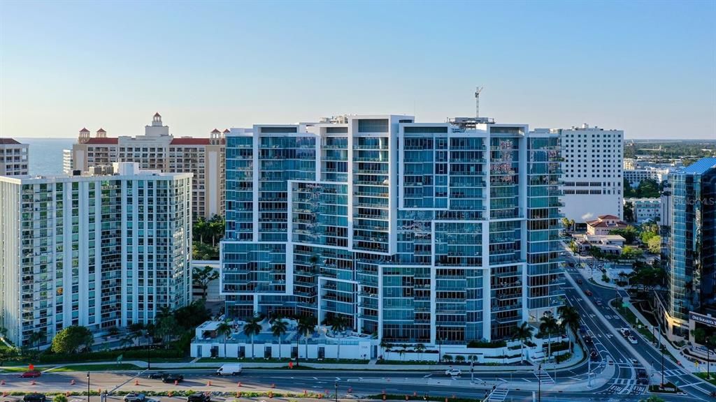 En Venta: $2,649,000 (3 camas, 3 baños, 2625 Pies cuadrados)