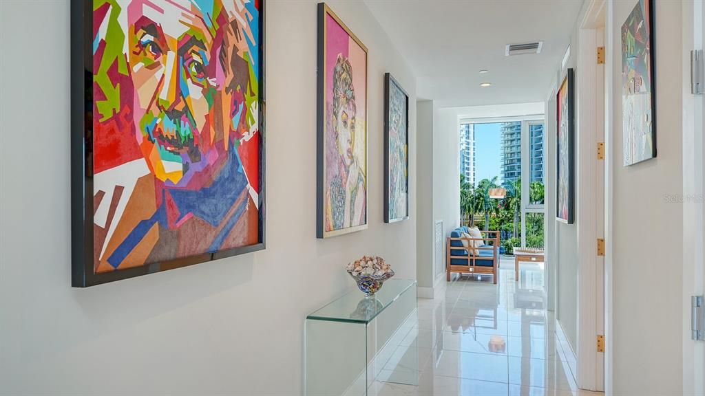 En Venta: $2,649,000 (3 camas, 3 baños, 2625 Pies cuadrados)