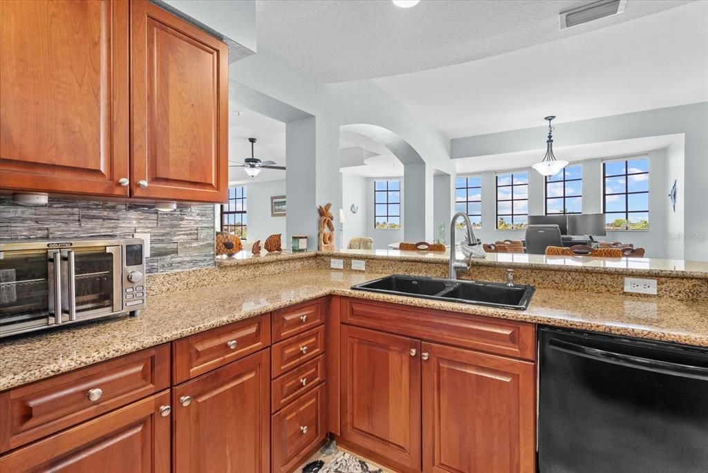For Sale: $415,000 (3 beds, 2 baths, 1838 Square Feet)