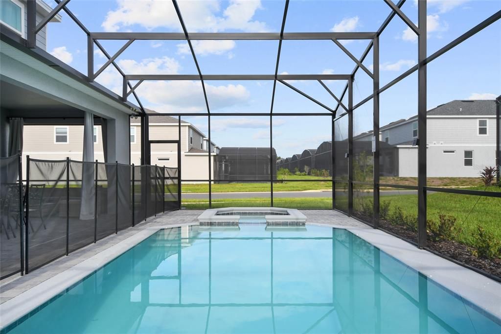 For Sale: $1,110,000 (8 beds, 6 baths, 4026 Square Feet)