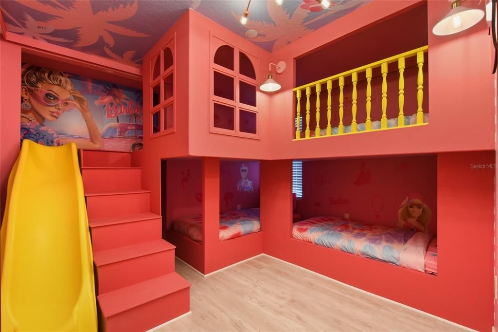 For Sale: $1,110,000 (8 beds, 6 baths, 4026 Square Feet)