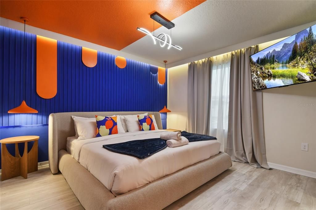 For Sale: $1,110,000 (8 beds, 6 baths, 4026 Square Feet)