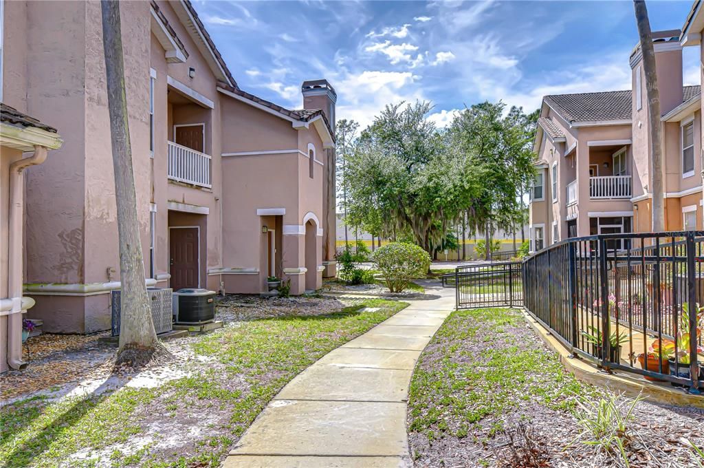 For Rent: $1,590 (2 beds, 2 baths, 1110 Square Feet)