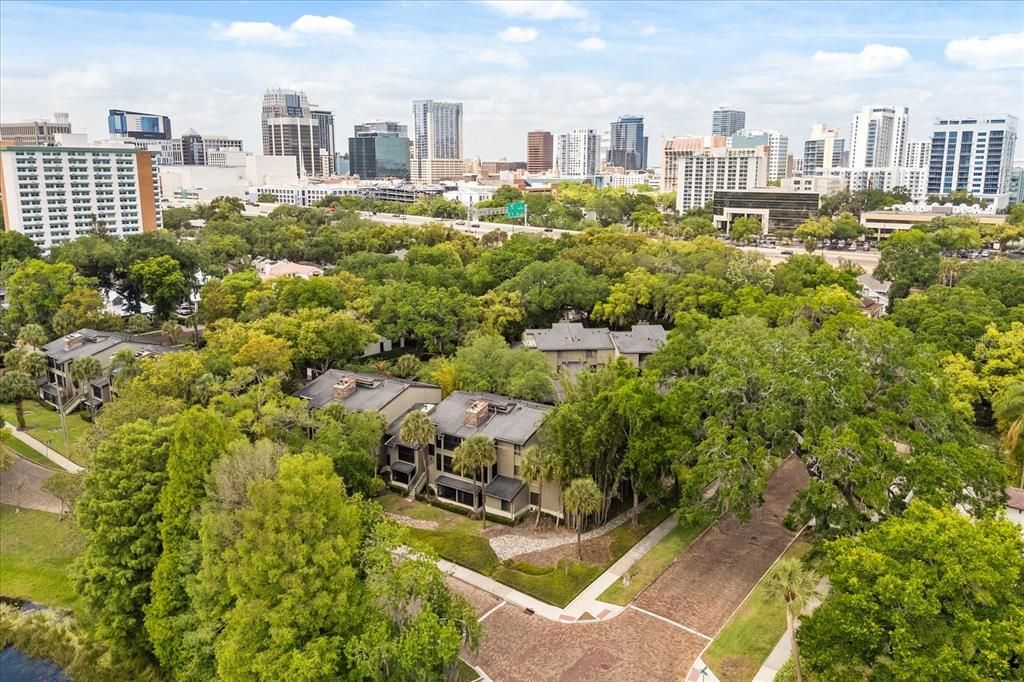 合同活跃: $439,000 (2 贝兹, 2 浴室, 1751 平方英尺)
