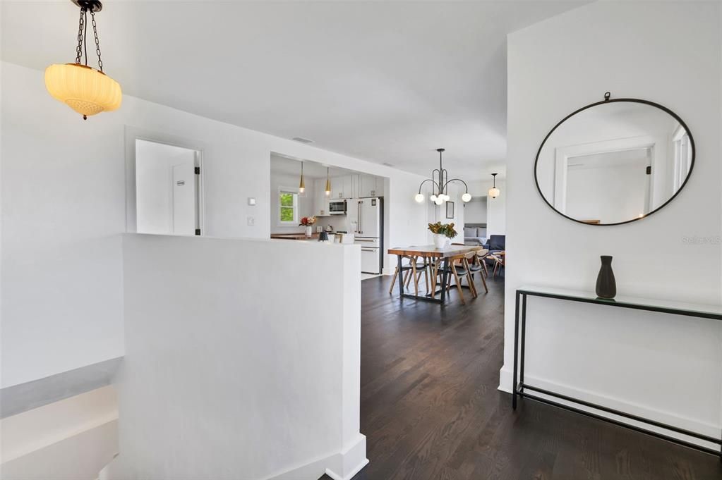 For Sale: $1,199,900 (3 beds, 3 baths, 2565 Square Feet)