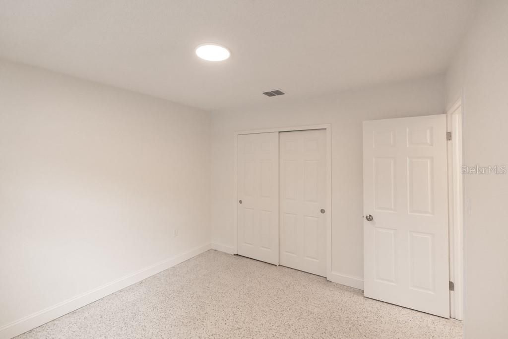 Active With Contract: $675,000 (4 beds, 0 baths, 1604 Square Feet)