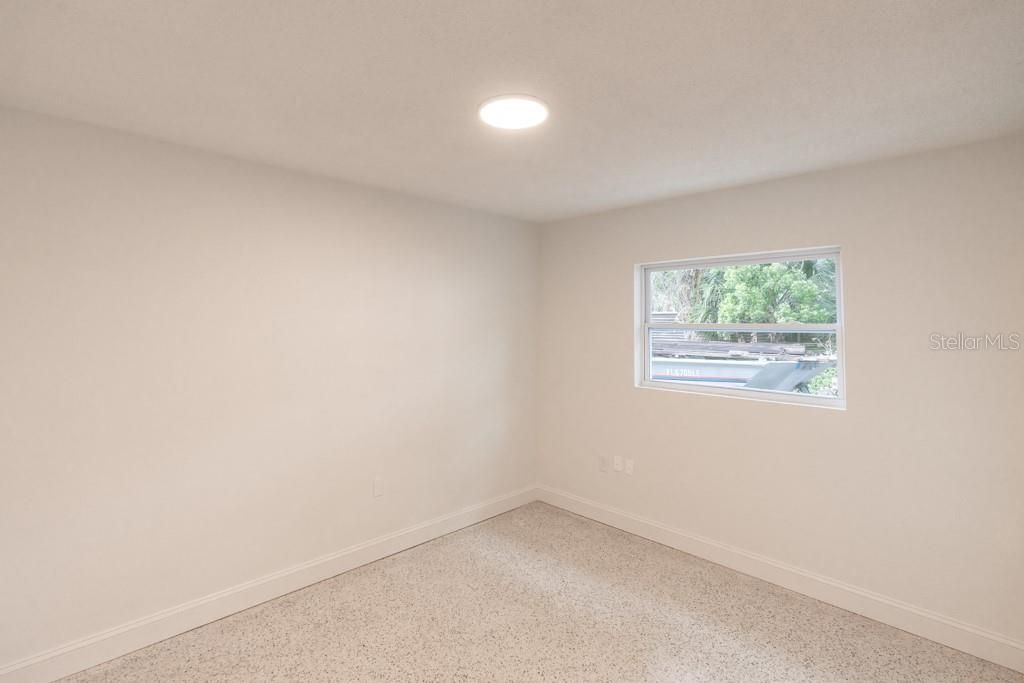 Active With Contract: $675,000 (4 beds, 0 baths, 1604 Square Feet)